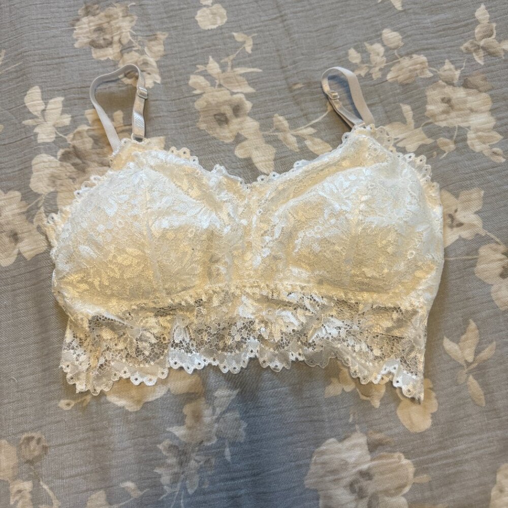 Abercrombie & Fitch White Lace Bralette - NWOT - Picture 6 of 8
